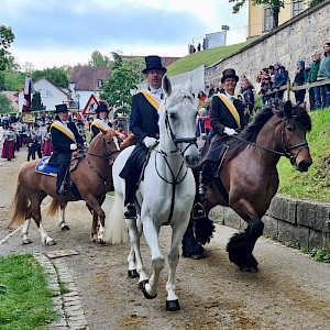 Blutfreitag und Weingarten ruft die Glaubensgemeinschaft - Roß & Reiter sind Ready!
